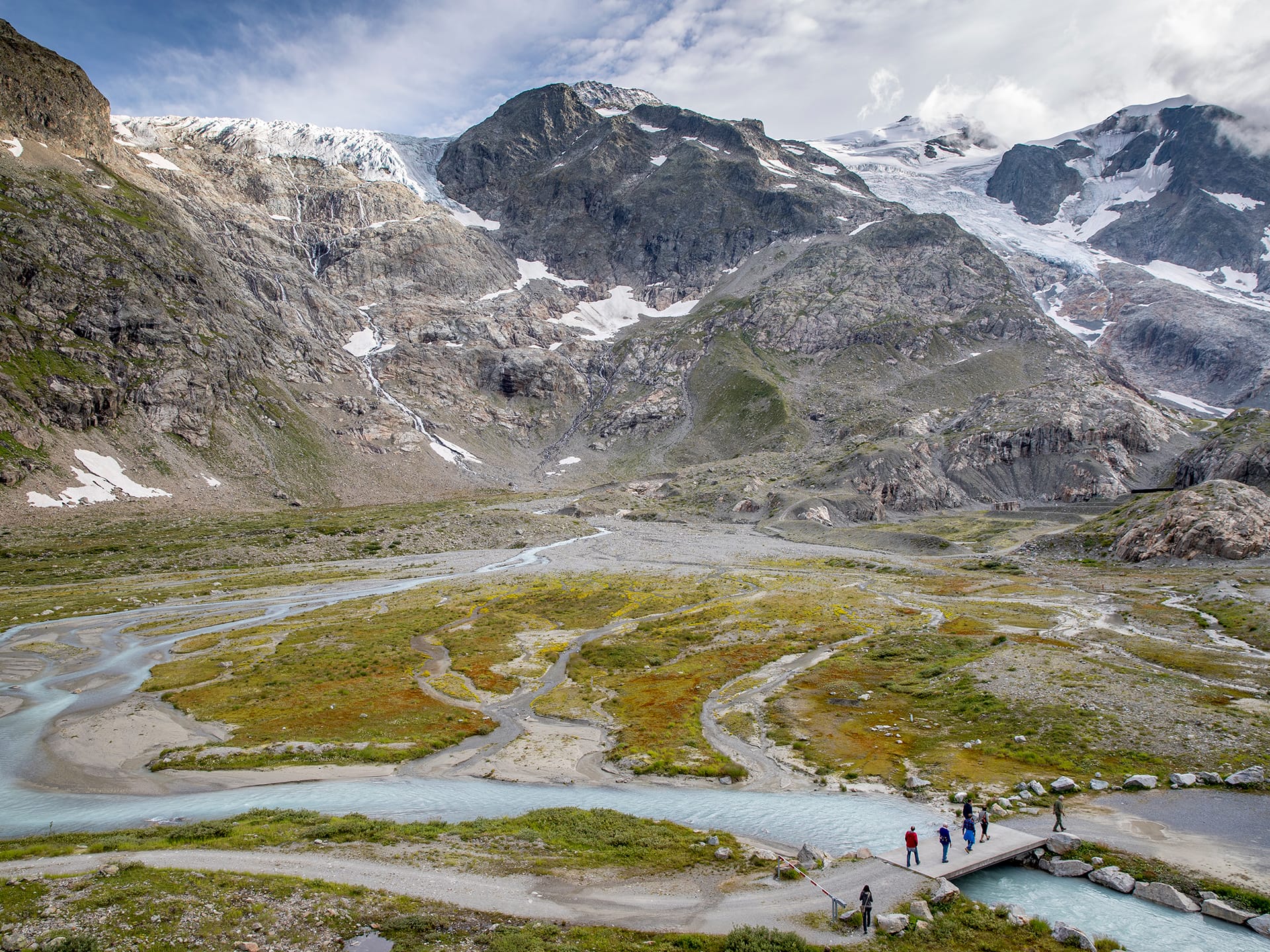 Mit allen Sinnen die Bergwelt erleben: Gletscherpfad Steingletscher.
